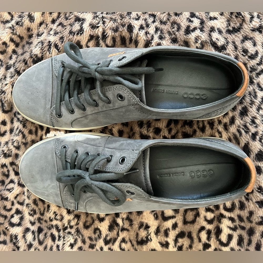 Ecco Gray Leather Sneakers